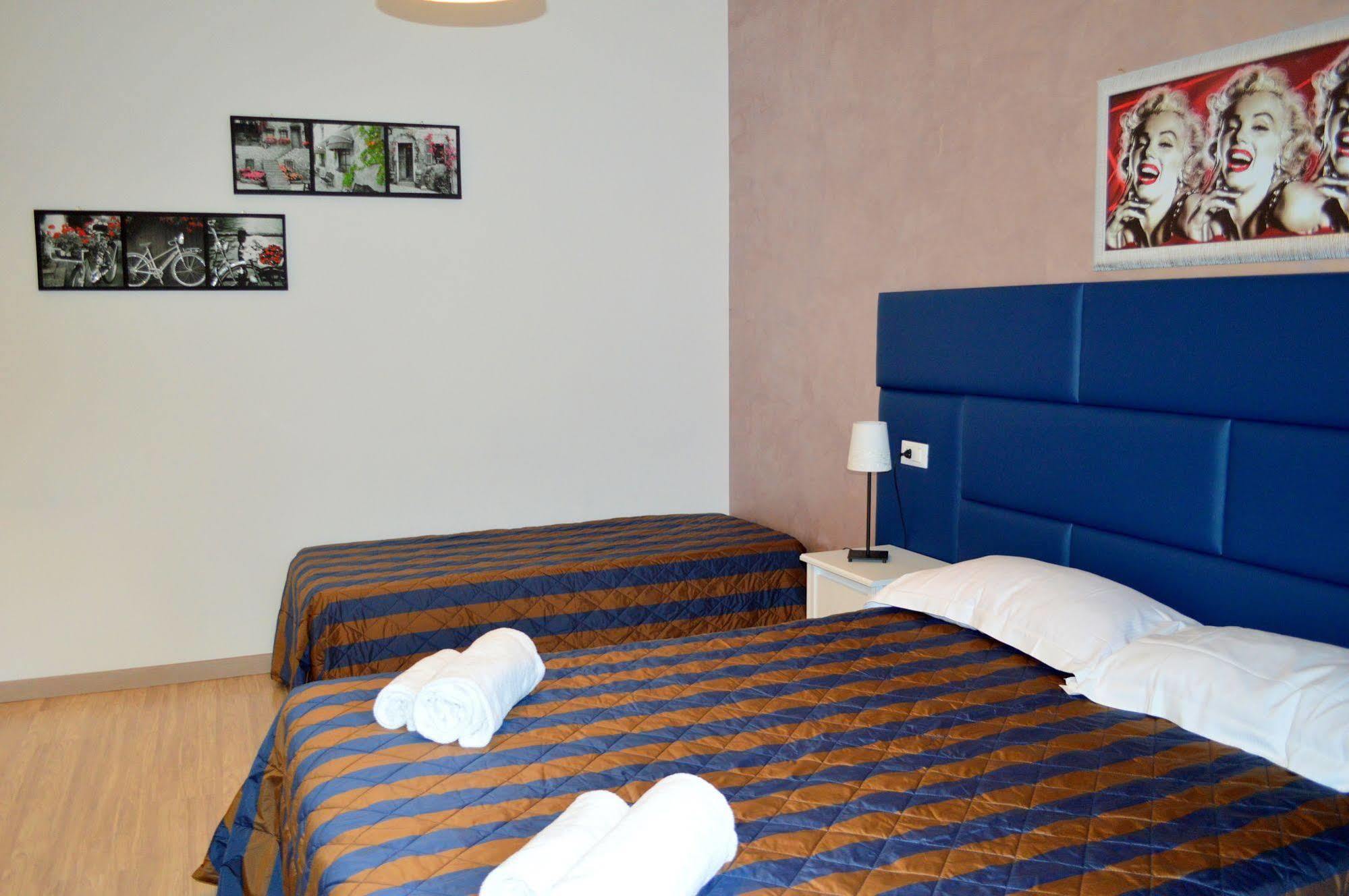 Check-Inn Rooms Roma Exterior foto