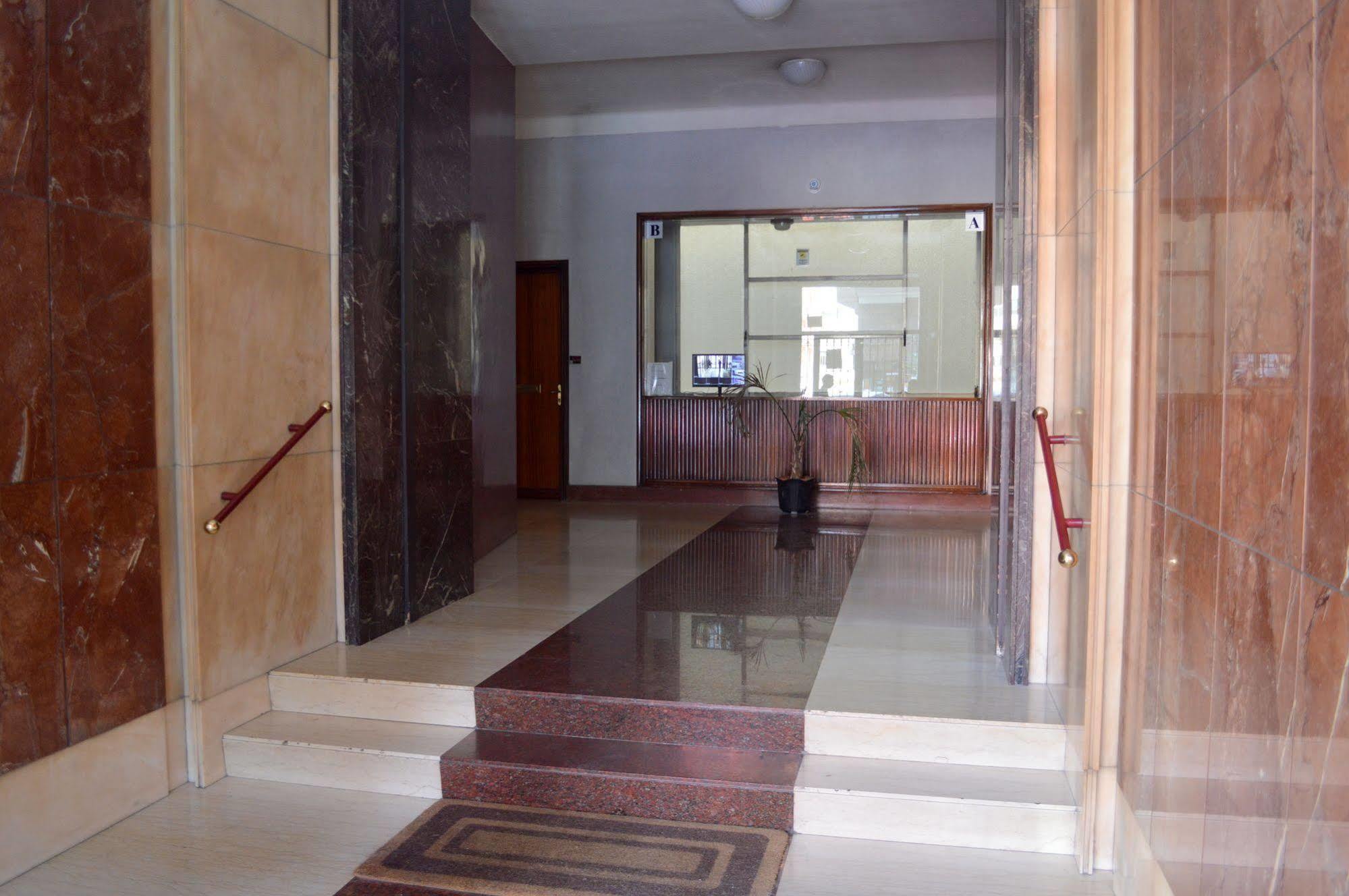 Check-Inn Rooms Roma Exterior foto